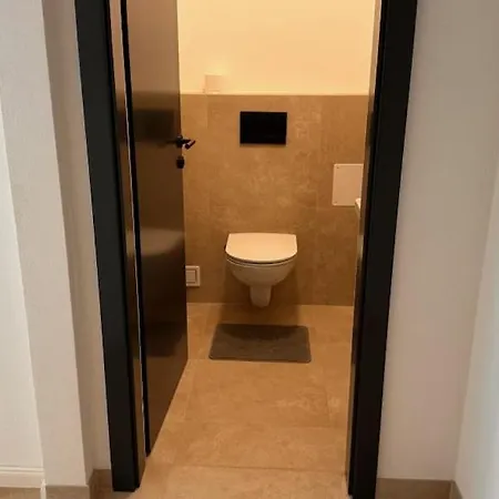 Lou Garden Apartment *