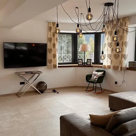 Lou Garden Apartment *